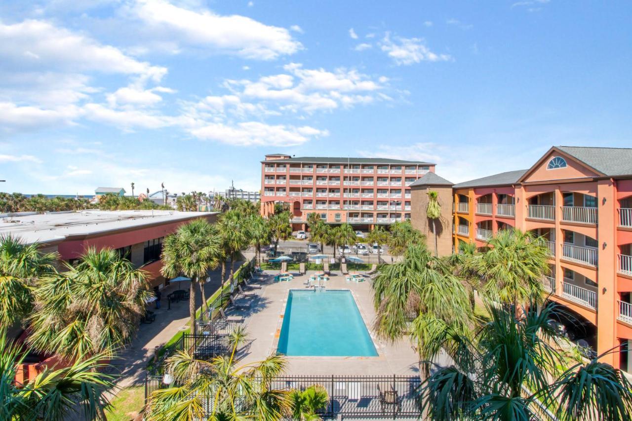 Quality Inn & Suites Galveston - Beachfront Buitenkant foto