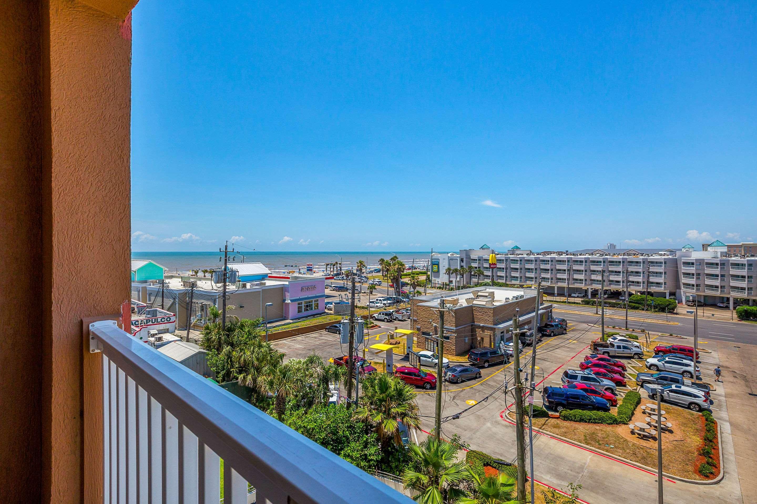 Quality Inn & Suites Galveston - Beachfront Buitenkant foto